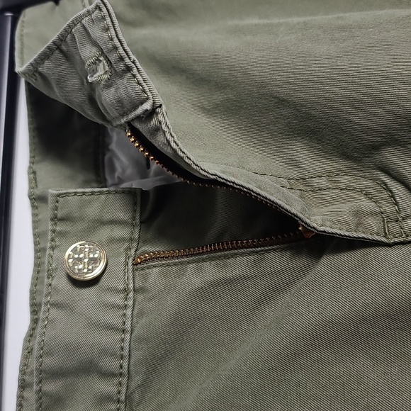 TORY BURCH 100% Cotton Bermuda Chino Olive Green Shorts Size 28 - Picture 9 of 16